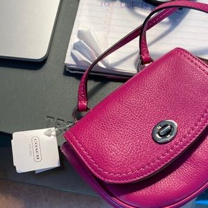 coach park leather mini crossbody bag bringst magenta new with tags never used